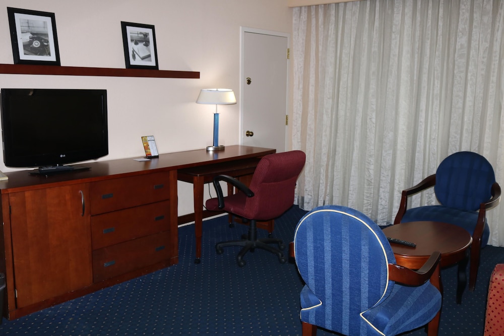 Baymont By Wyndham Columbia Northwest 39/42