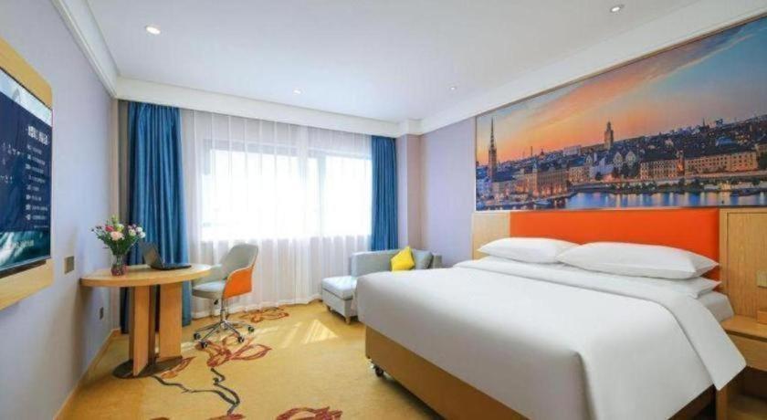 Vienna Hotel (Suzhou Fashion stage Yangcheng Lake store) 18/46