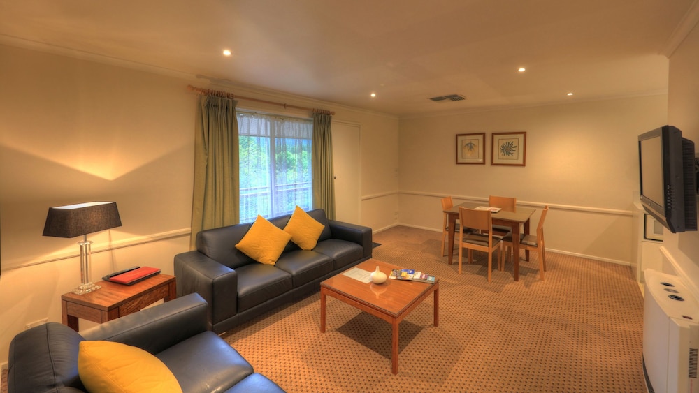 CHESTNUT TREE HOLIDAY APARTMENTS 29/50