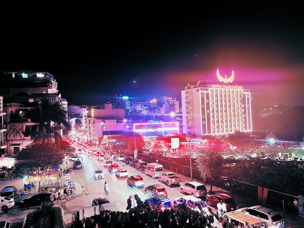 Linh Dan Hotel 5/32