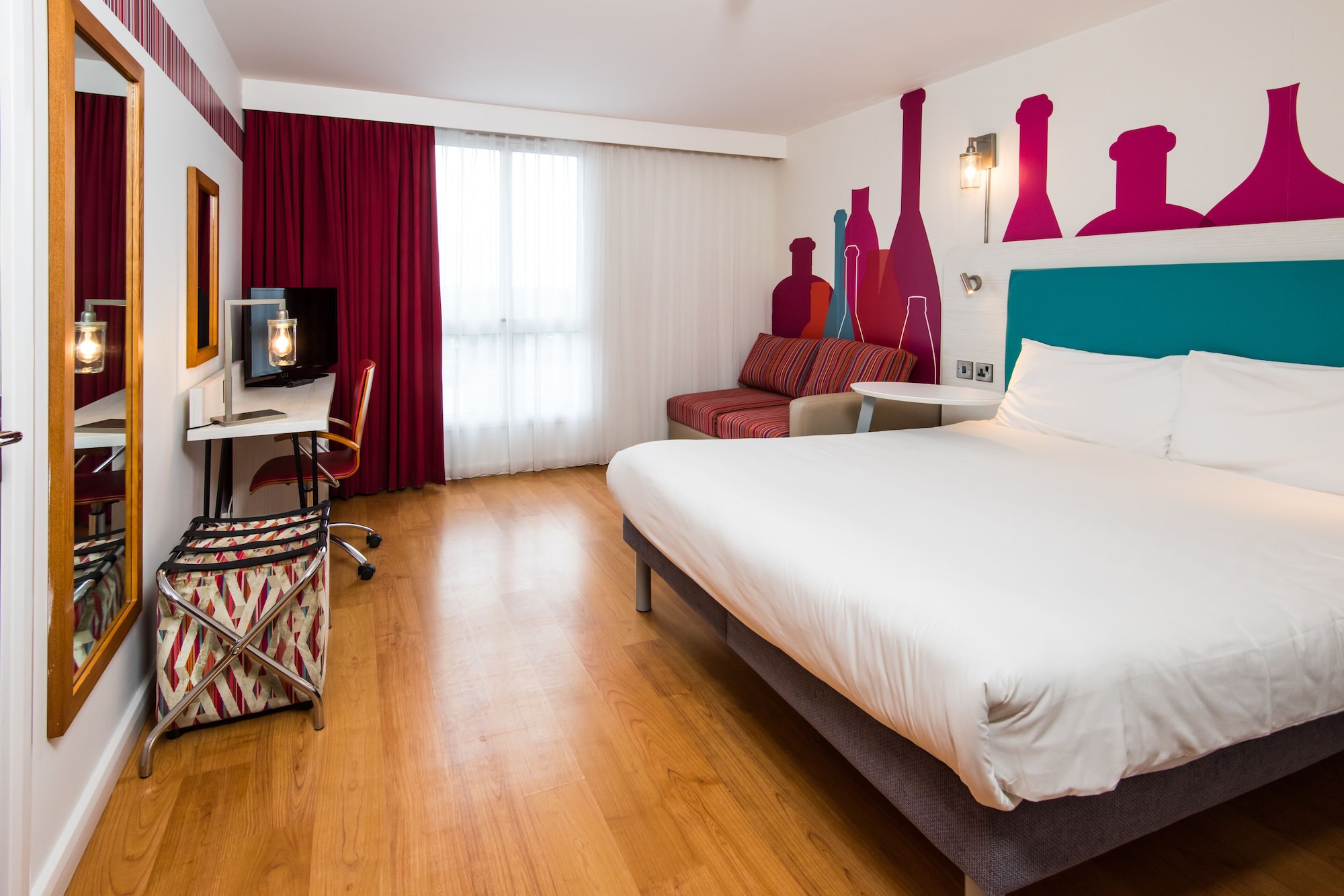 غرفة عائلية بسرير مزدوج مع أريكة، Ibis Styles Barnsley 9/10