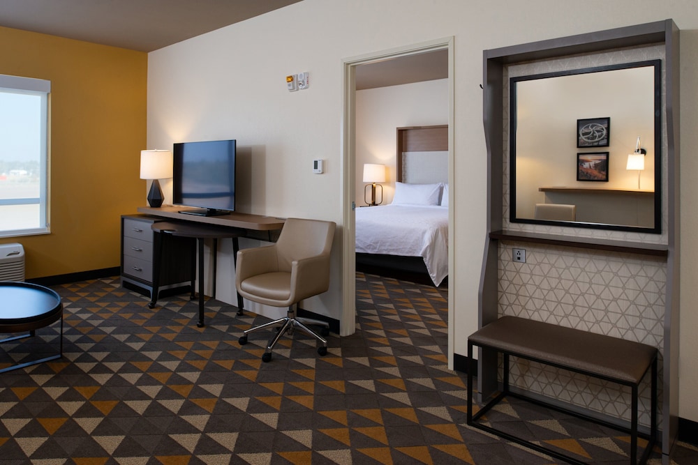 Holiday Inn Suites Idaho Falls 51/75