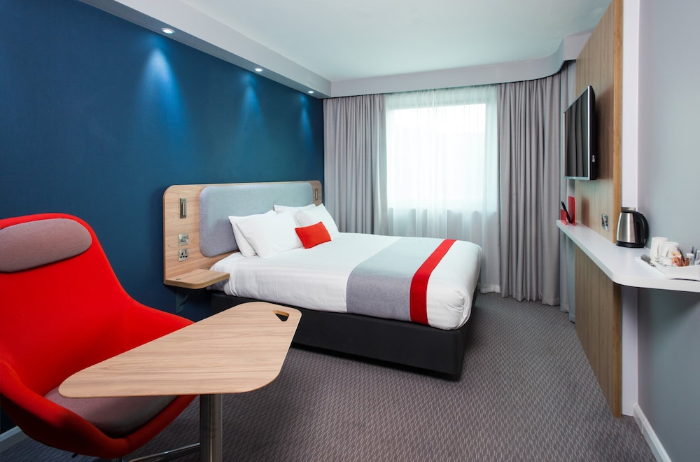 Holiday Inn Express Leeds City Centre Armouries 13/60