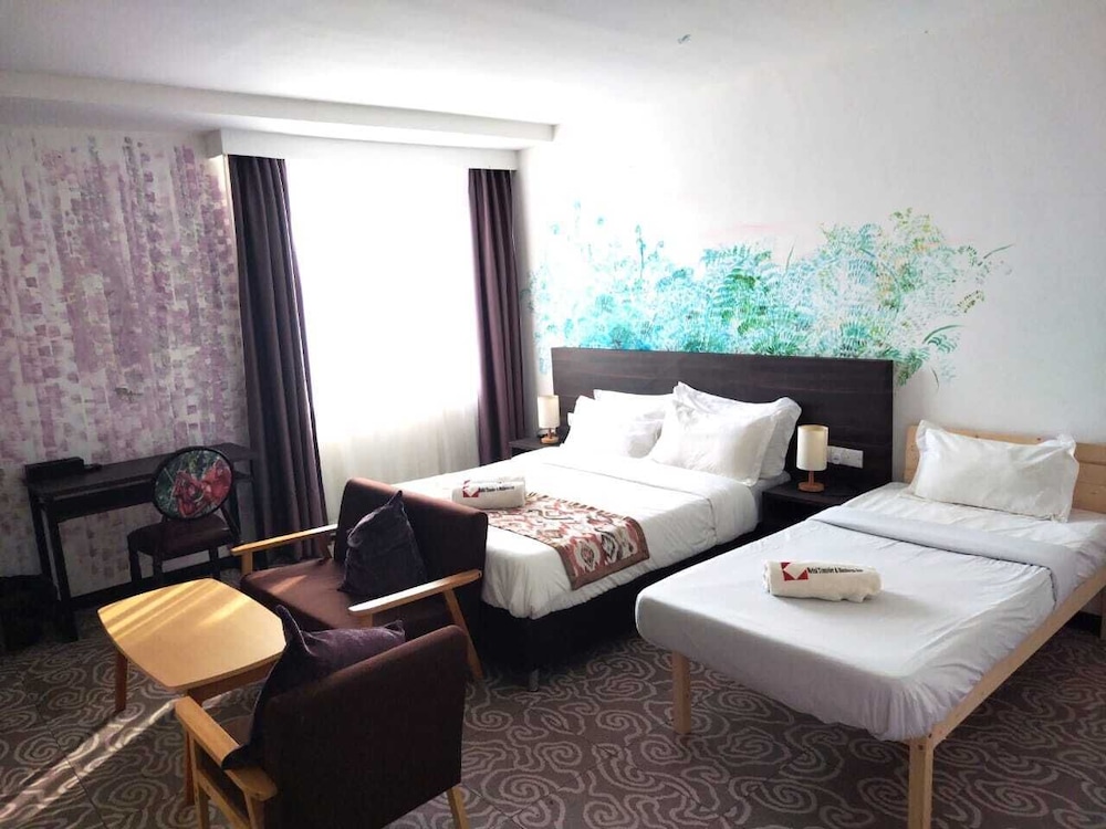 Natol Travelers & Business Inn 13/50