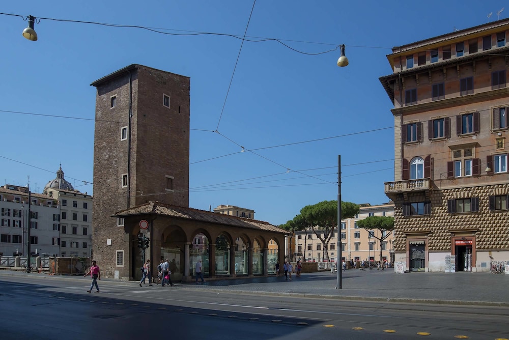 Pantheon Caesar Relais 58/72