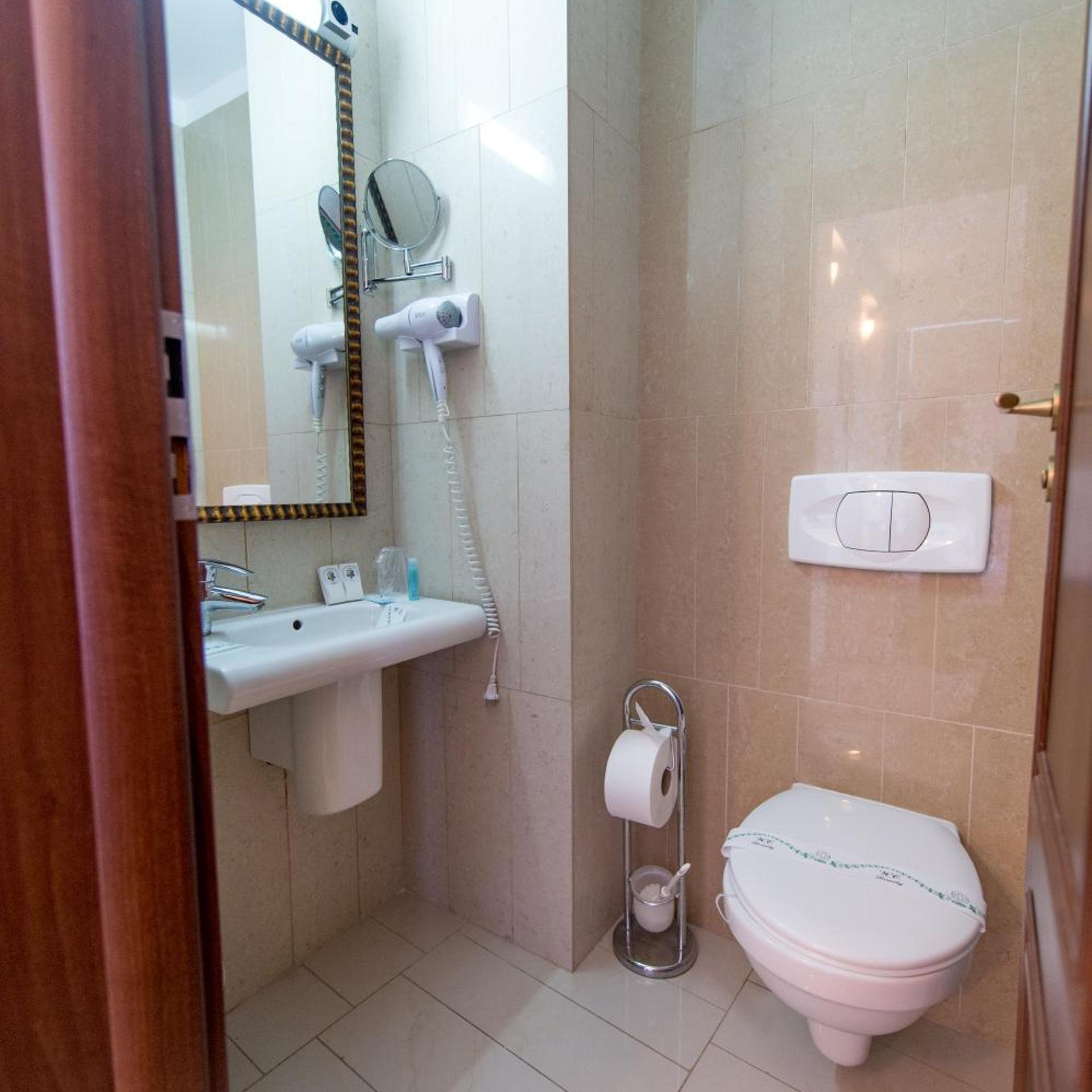 غرفة عائلية، Hotel Rexton 2/3