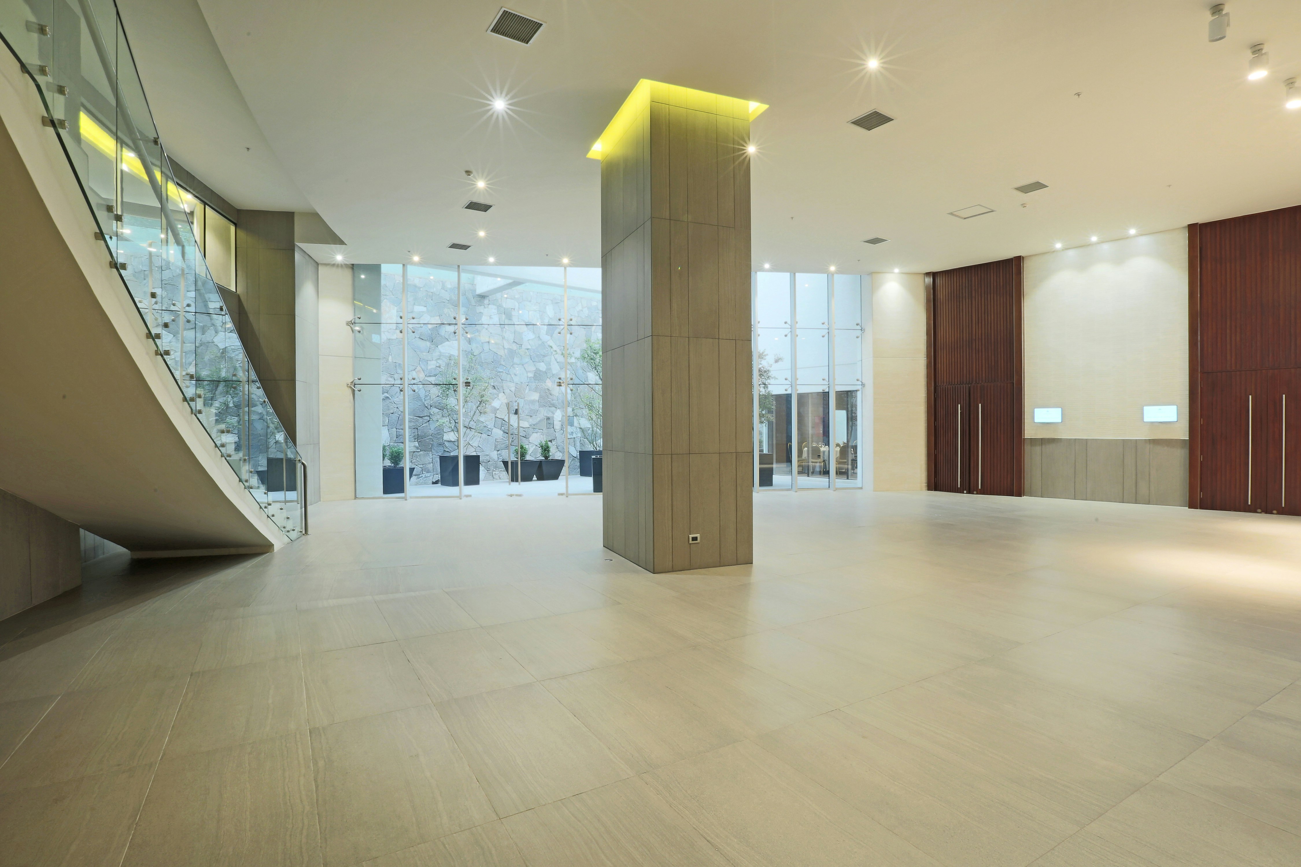 DoubleTree by Hilton Santiago Kennedy 30/73