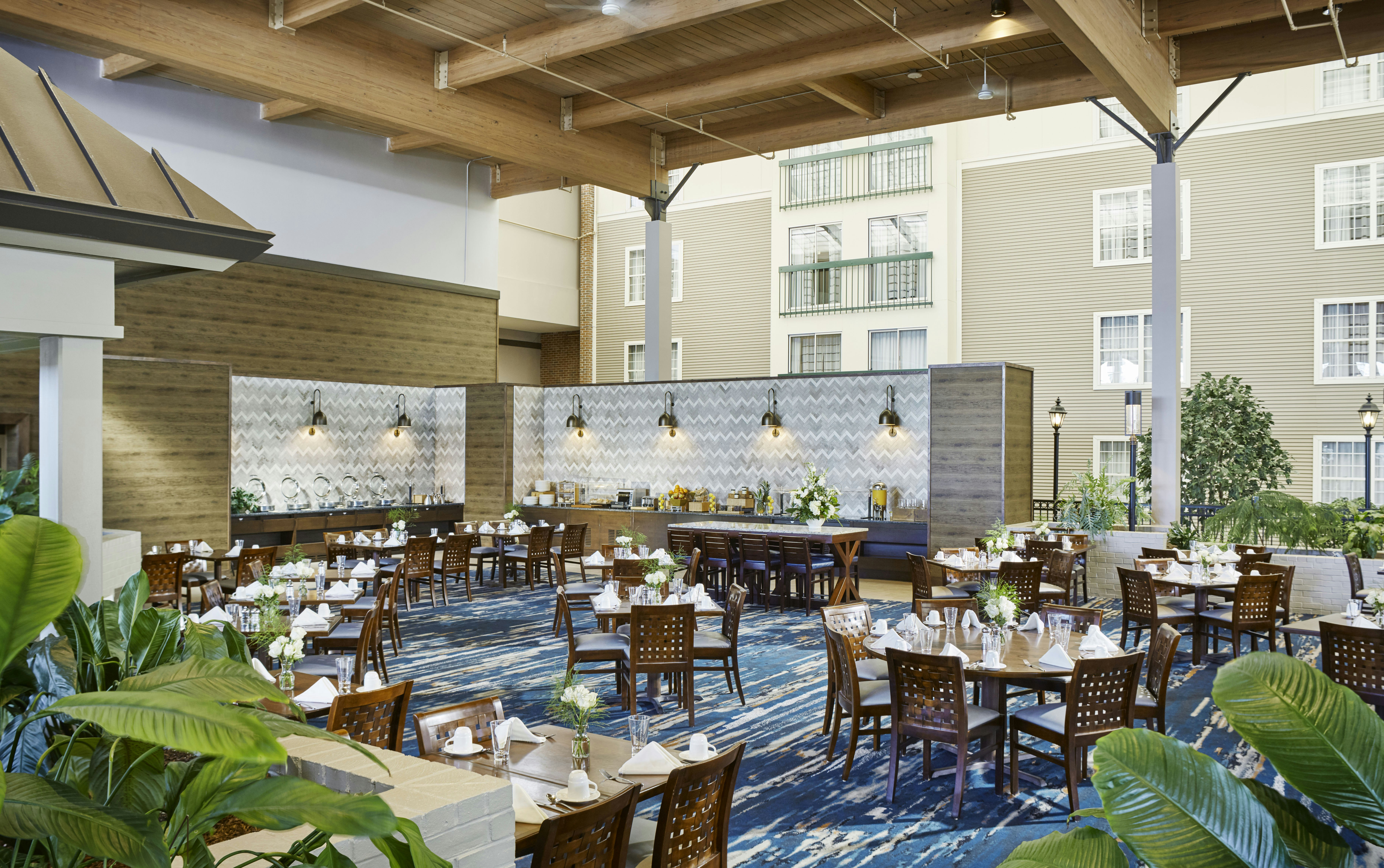Doubletree By Hilton Burlington Vermont 58/88