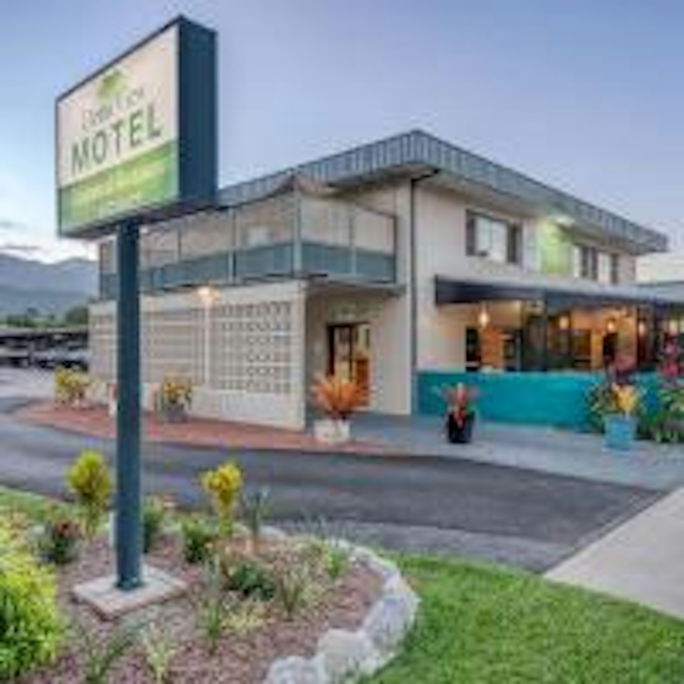 Demi View Motel 6/45