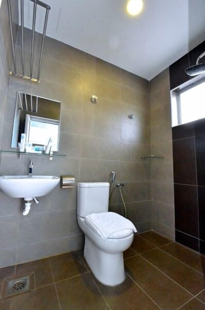 Yew Boutique Hotel 37/37