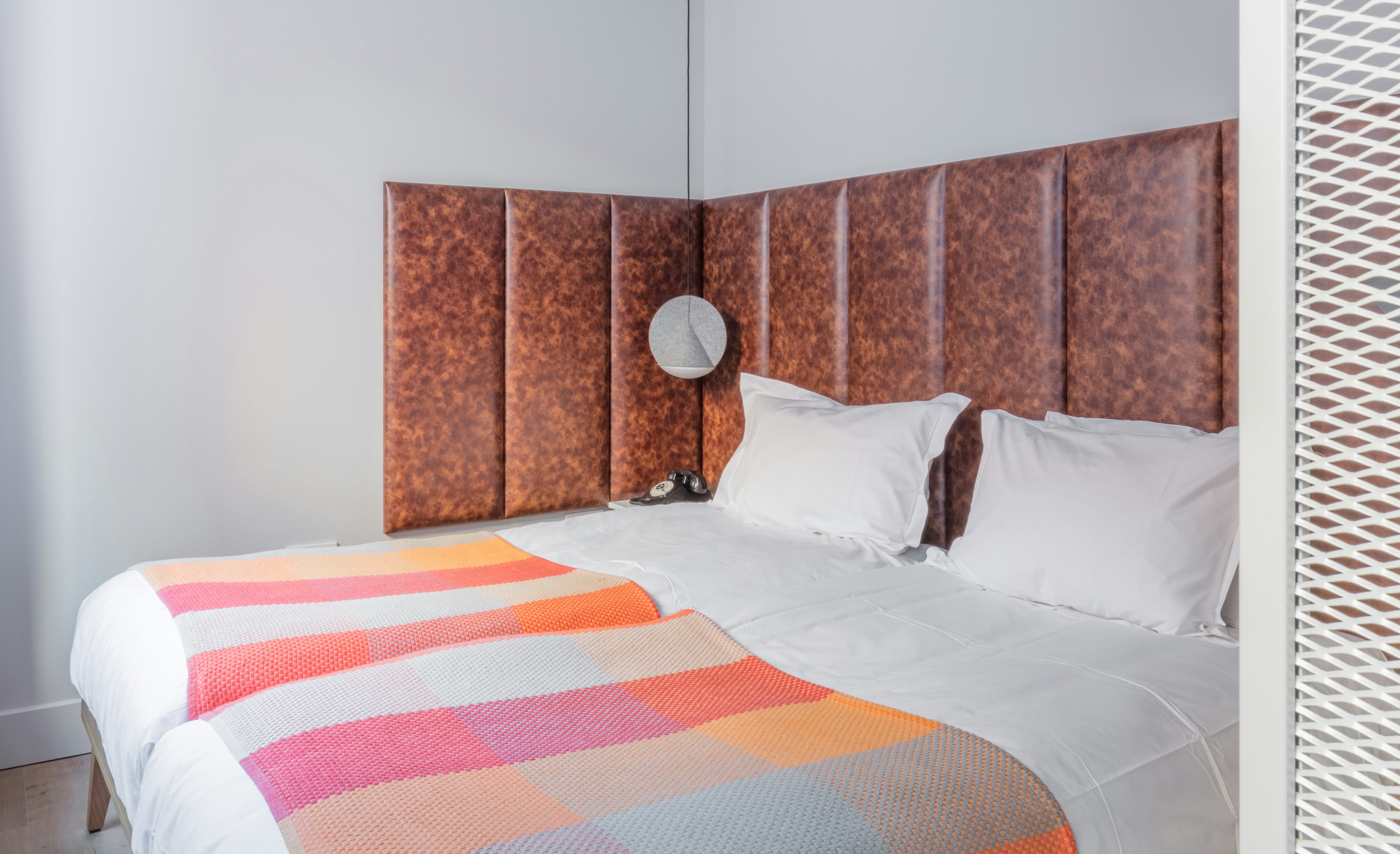 Open Plan, Suite, Twin Beds