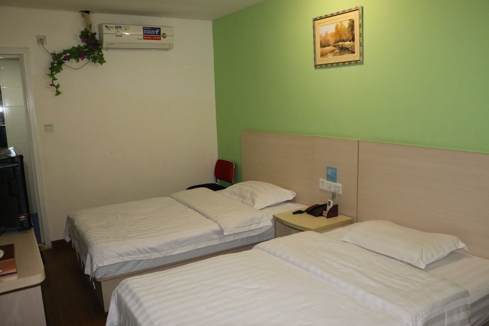 Echarm Hotel (Guangzhou Huashi Metro Station) 15/33