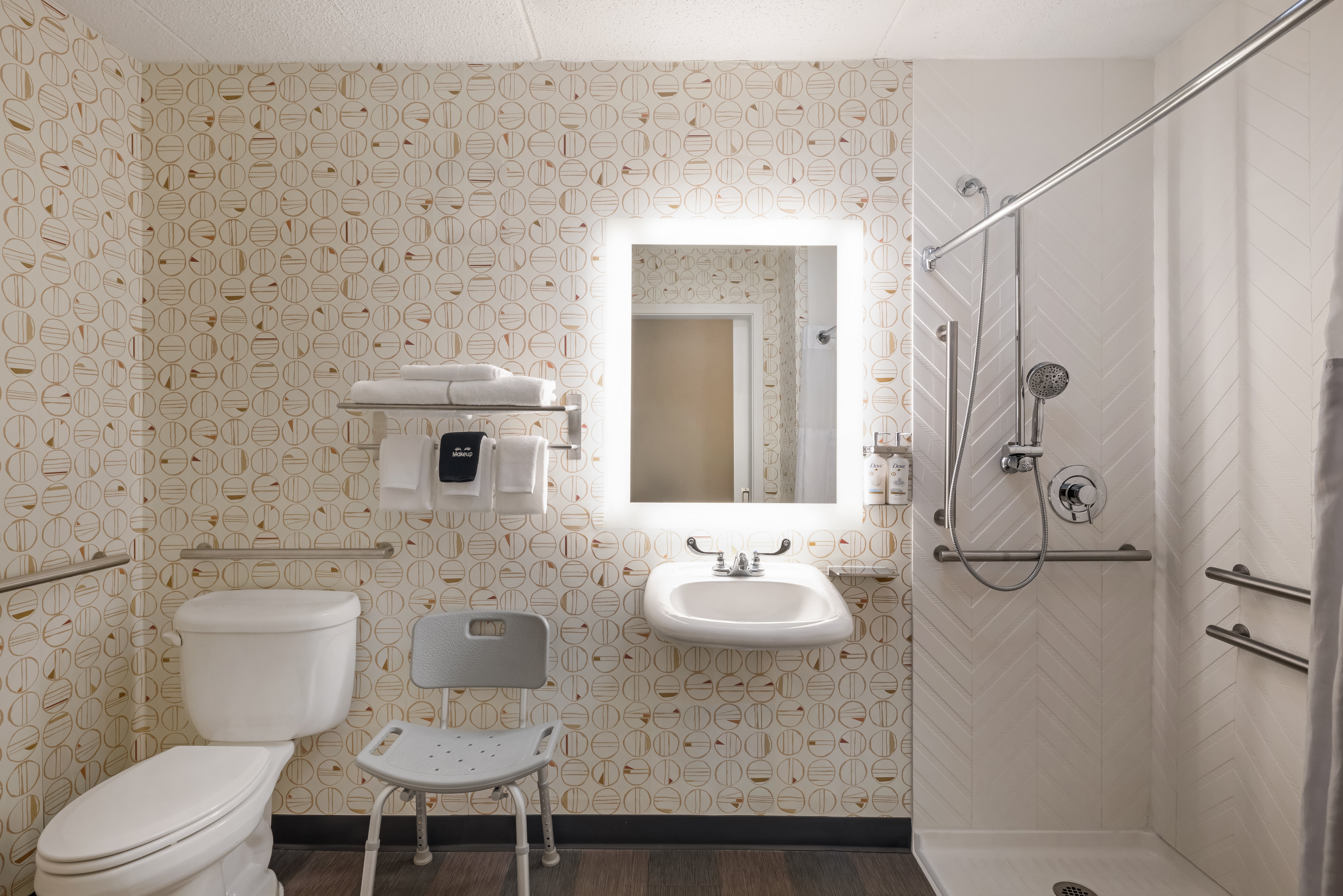 Holiday Inn Auburn Finger Lakes Region 74/75