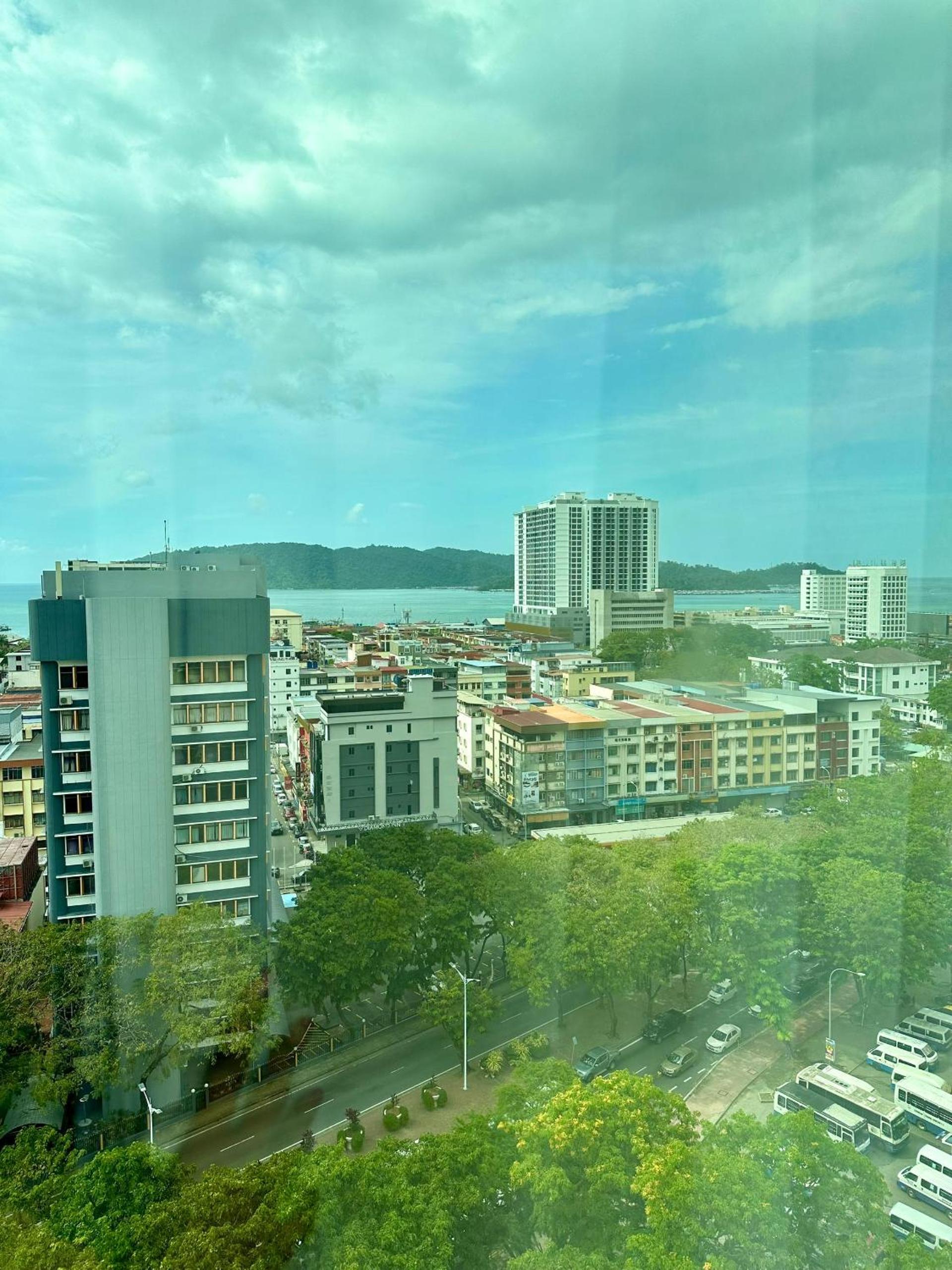 King Park Hotel 46/50