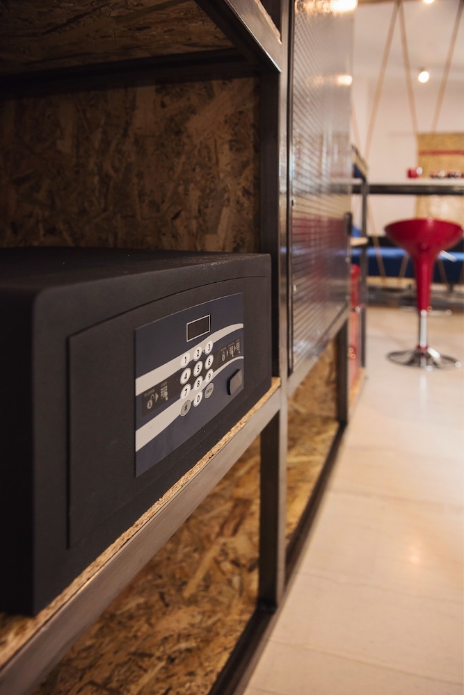 Piraeus Premium Suites 6/50
