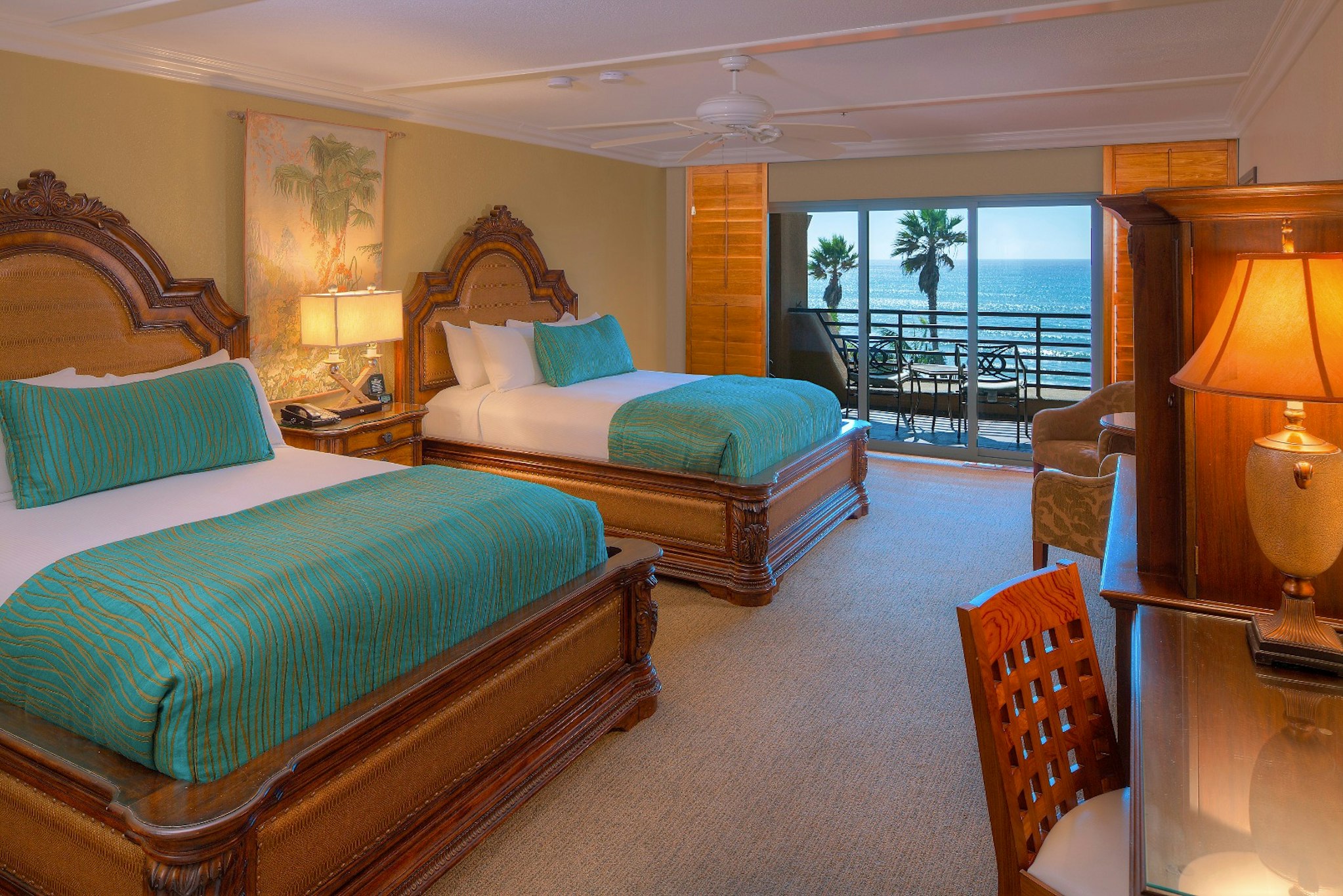Pacific Terrace Hotel 15/92