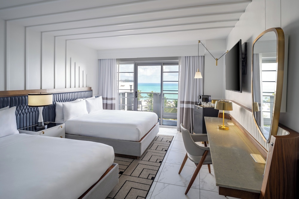 Premium, 2 Queen Beds, Ocean Front