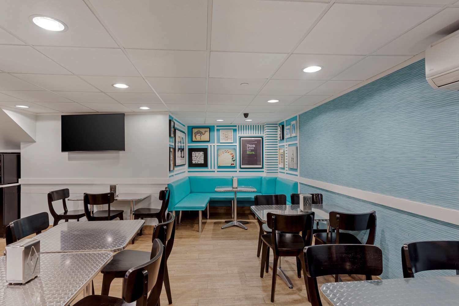 Best Western Plus Brooklyn Bay Hotel 14/18