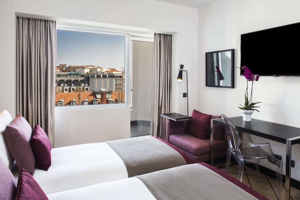 Avani, Premier, Twin Beds, Avani Avenida Liberdade Lisbon Ex Tivoli Jardim 6/10