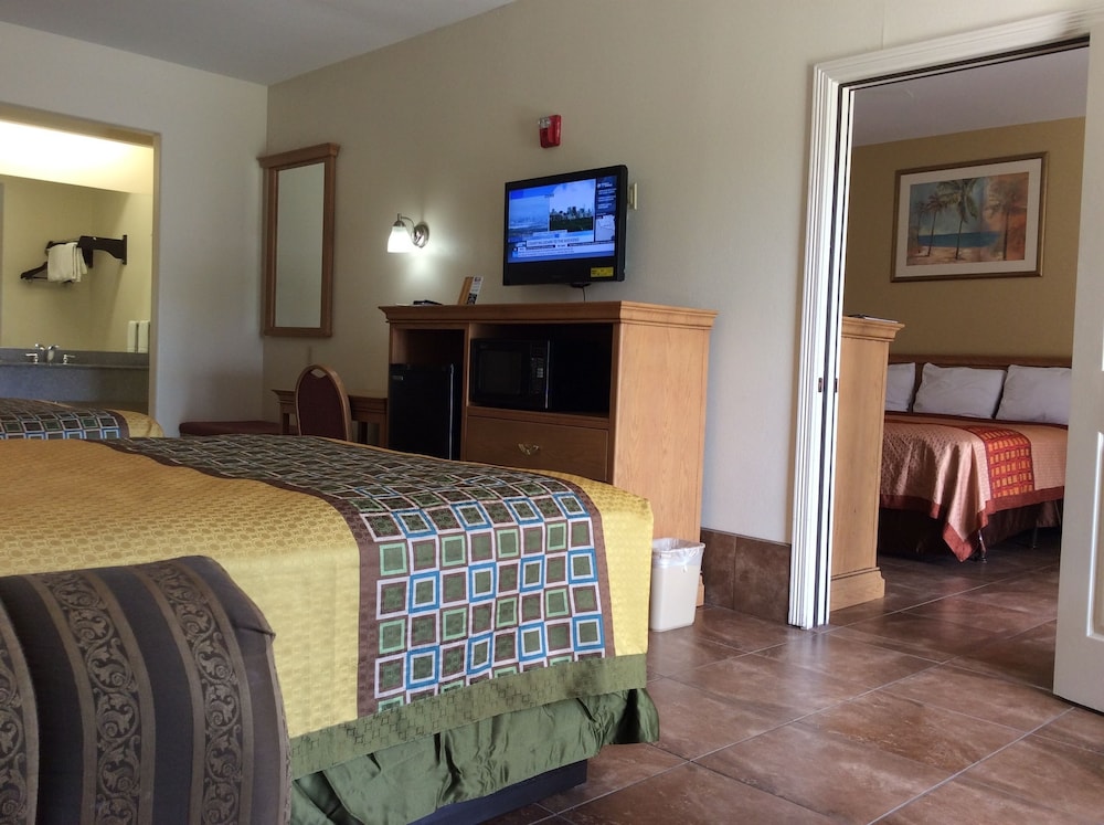 Texas Inn - Weslaco/Mercedes 14/57