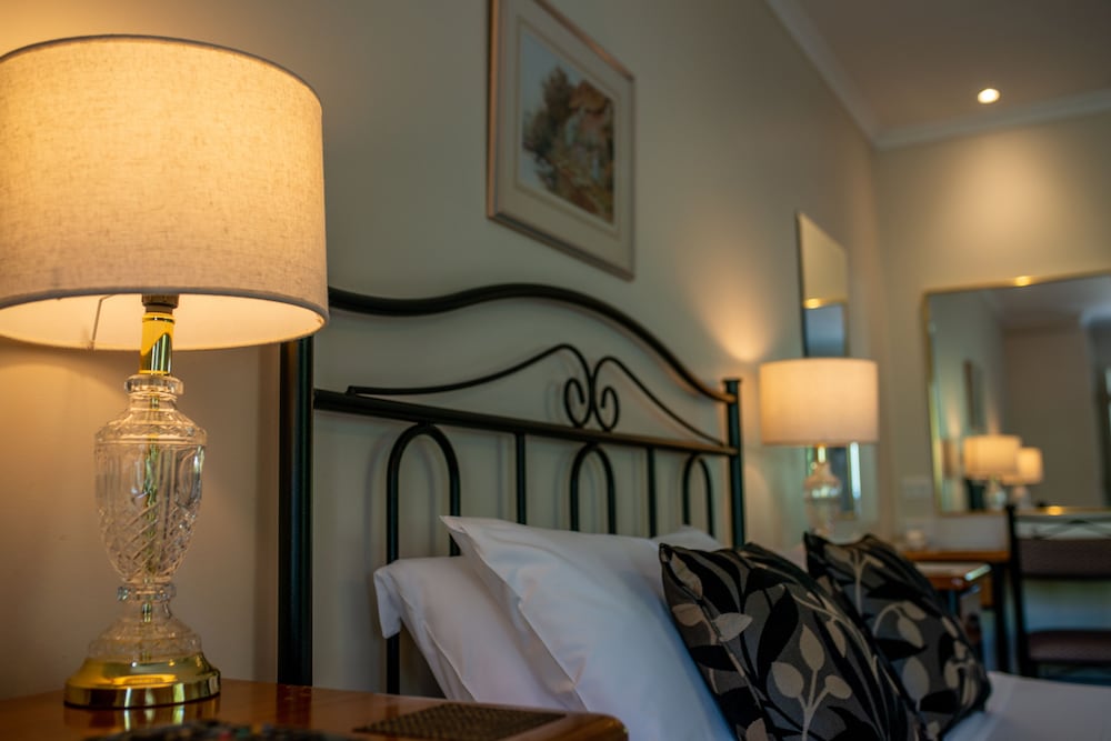 YARRA GABLES MOTEL 23/35