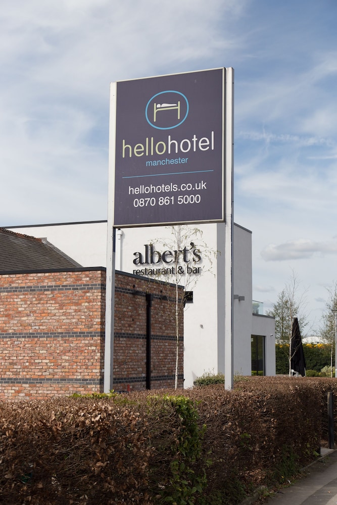 Hello Hotel 4/50