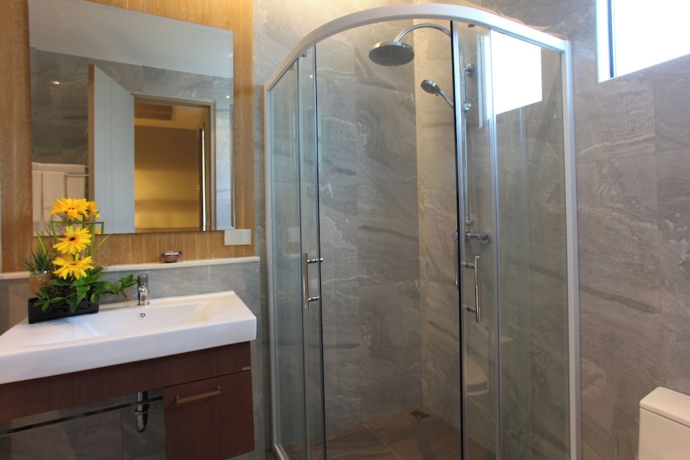 Craft Resort & Villas 67/69