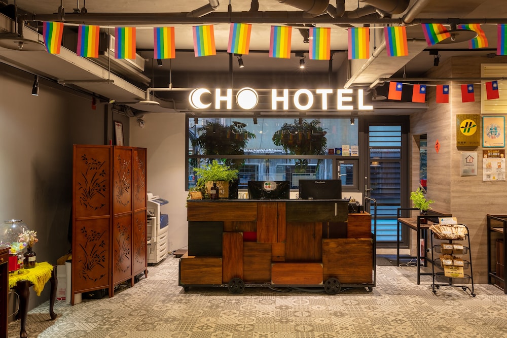 Cho Hotel 3 33/50