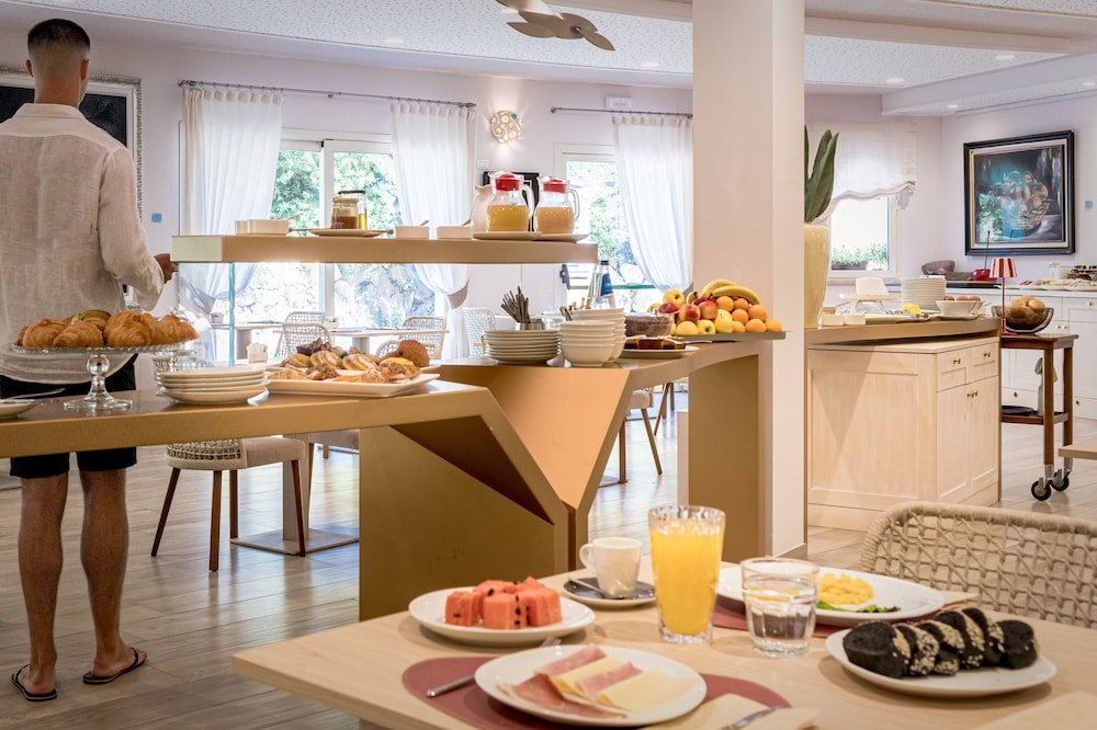 Cruccuris Resort - Adults Only 52/72