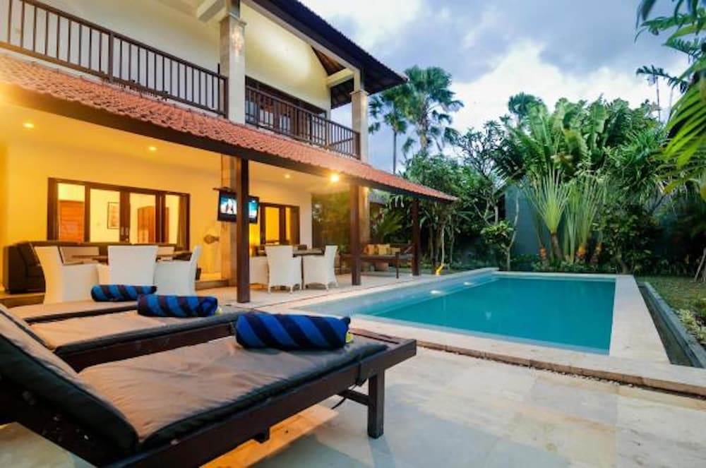 The Mawar Estate 26/40