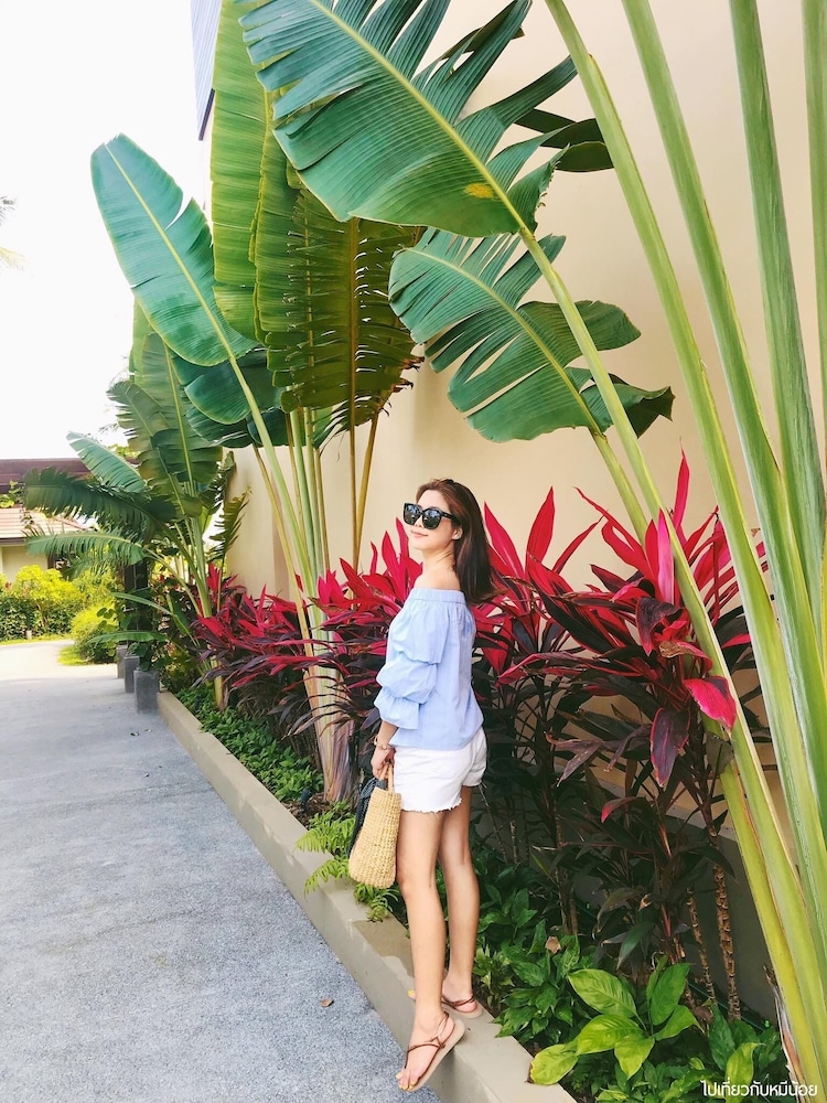 Khanom Beach Resort and Spa 62/68