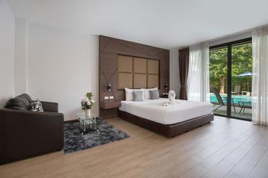 Deluxe, Double or Twin Bed, Pool Access