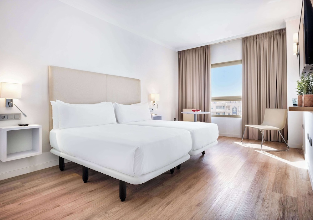 Hotel Melilla Puerto, Affiliated by Melia 28/65