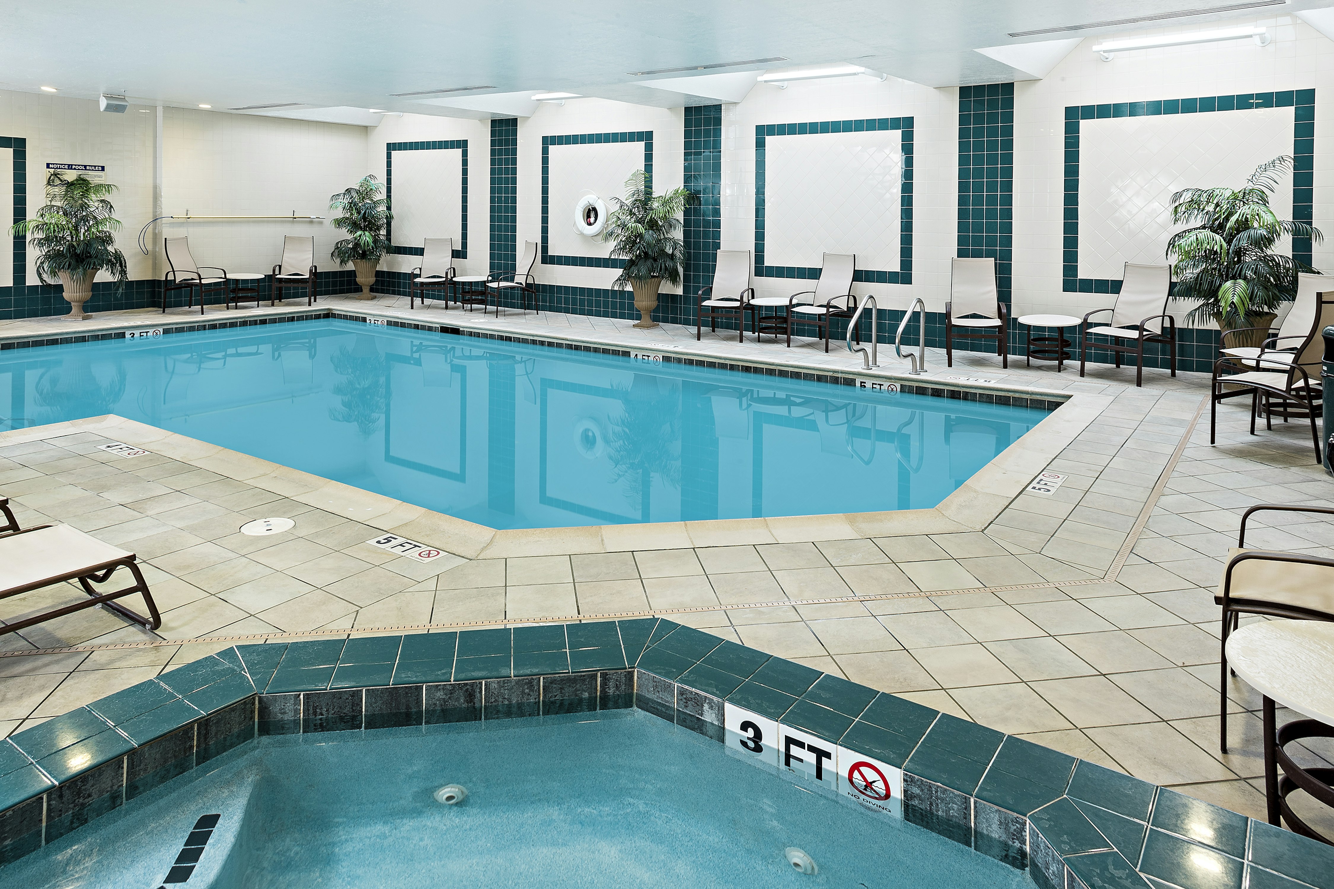 Hampton Inn Littleton 19/43