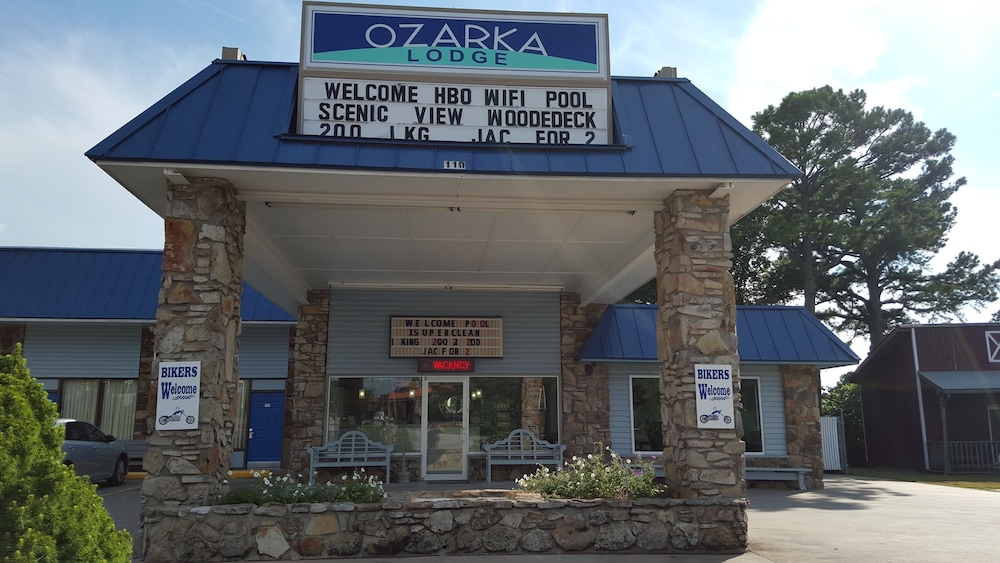 Ozarka Lodge Eureka Springs 1/28