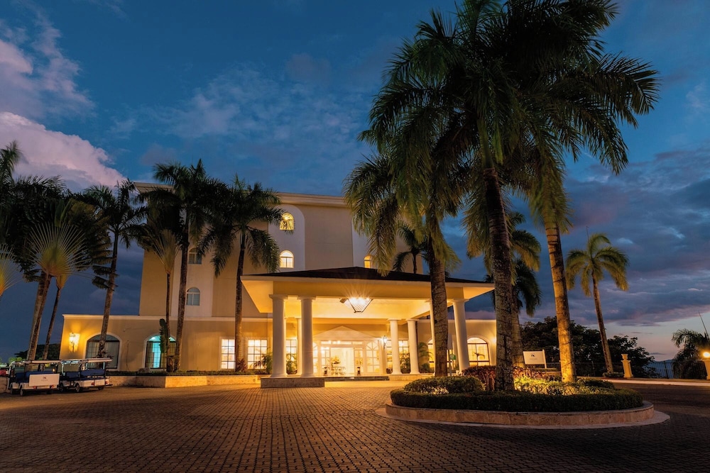 Eurostars Grand Cayacoa 5/50