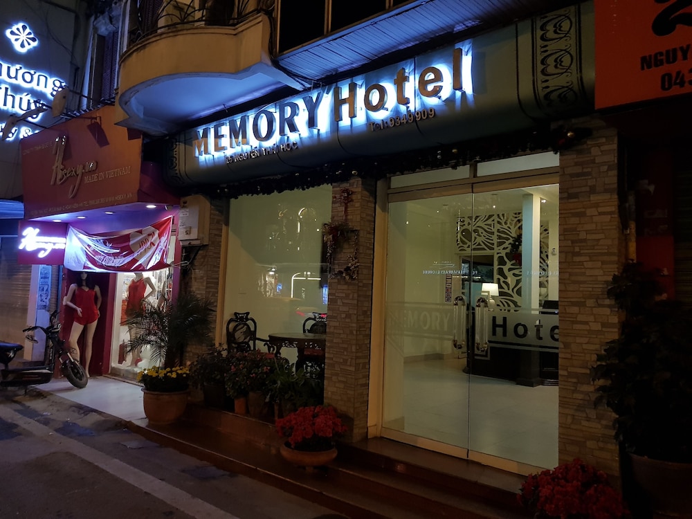 Memory Hotel 7/65