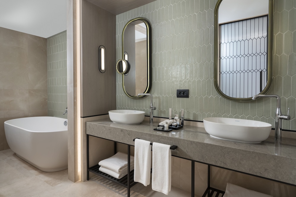 Radisson Collection Hotel Bodrum 75/75