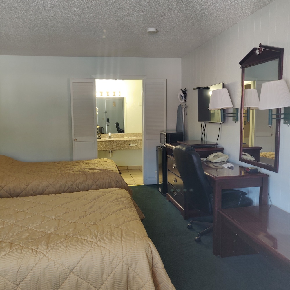 TRAVEL INN DELAWARE 18/34