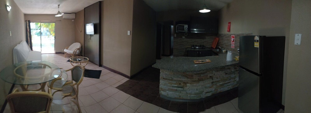 Elixir Hotel and Serviced Apartments 8/32