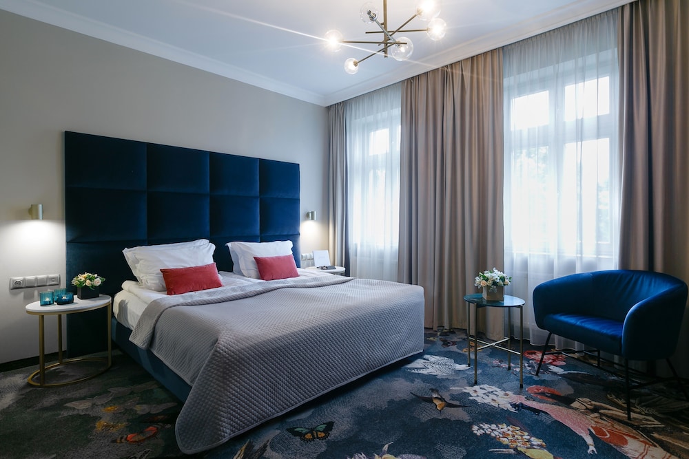 QUEEN BOUTIQUE HOTEL 22/62