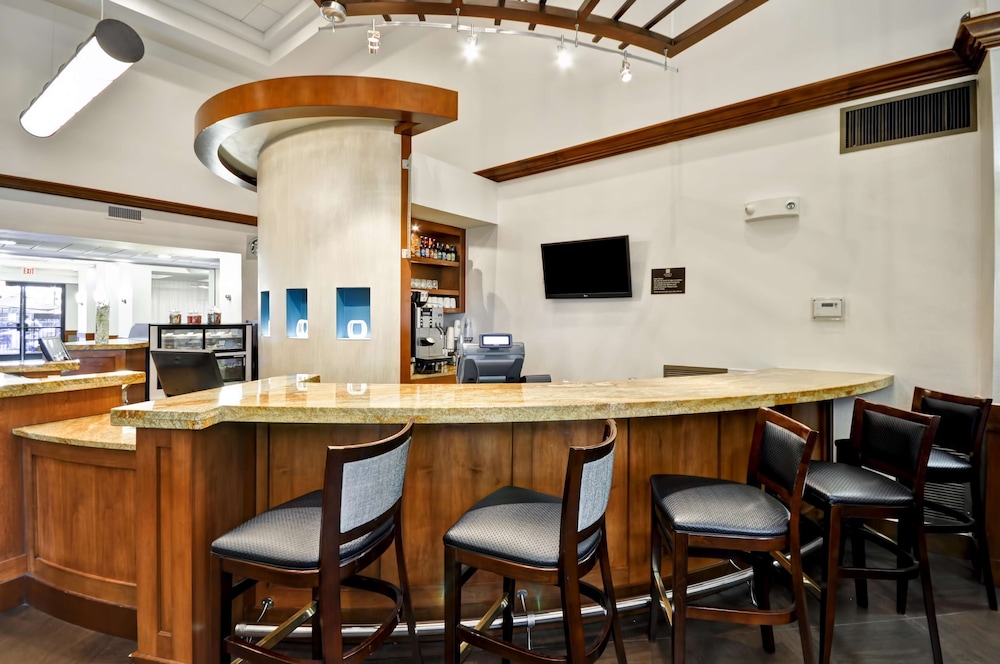 Hyatt Place Las Vegas 40/56