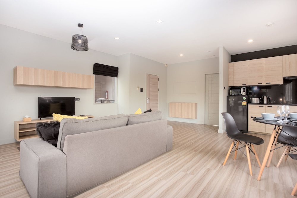 Studio 365 Serviced Apartment 10/69