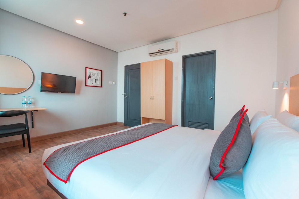 Super OYO Townhouse 1 Hotel Salemba 13/38
