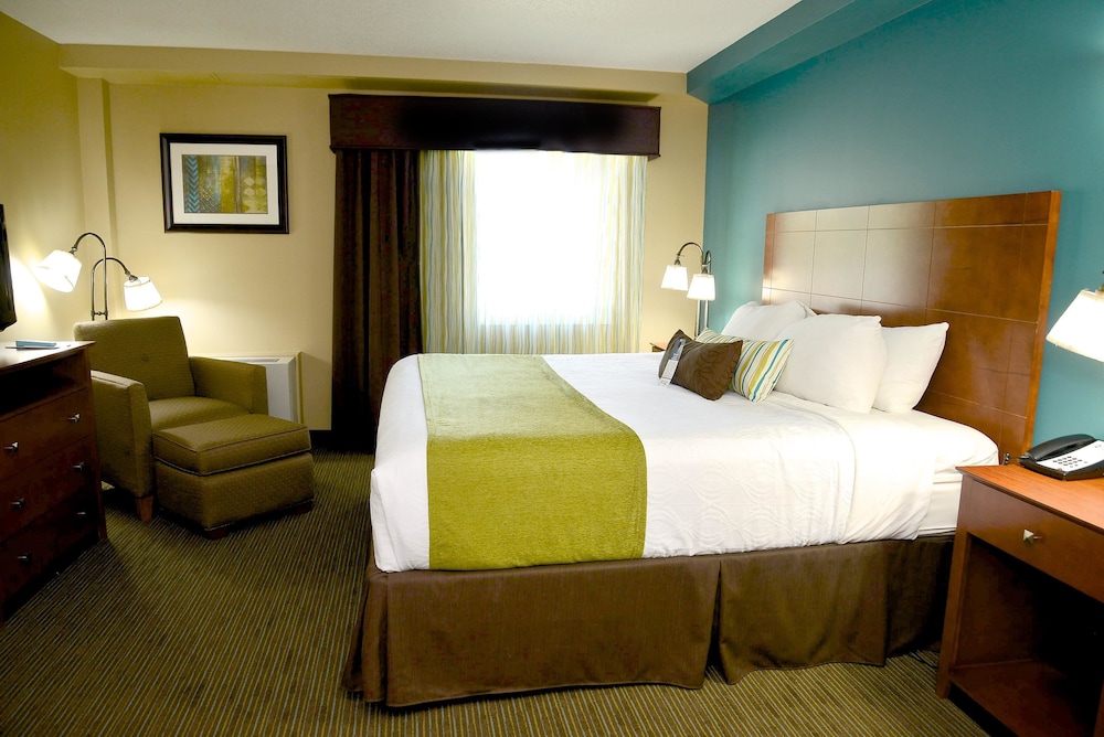Best Western Plus Plattsburgh 15/47