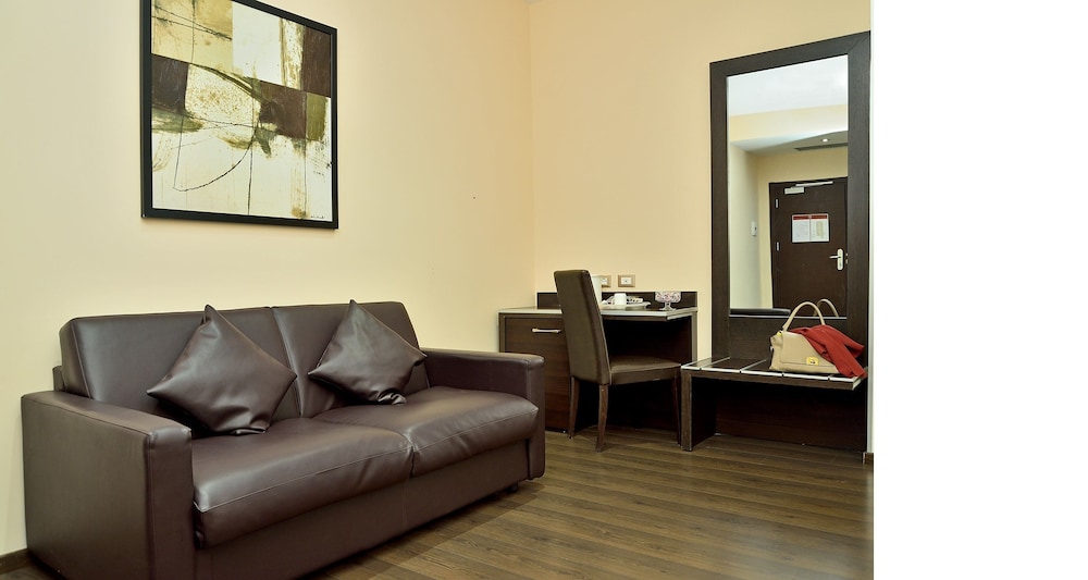 Catone District Hotel 38/60