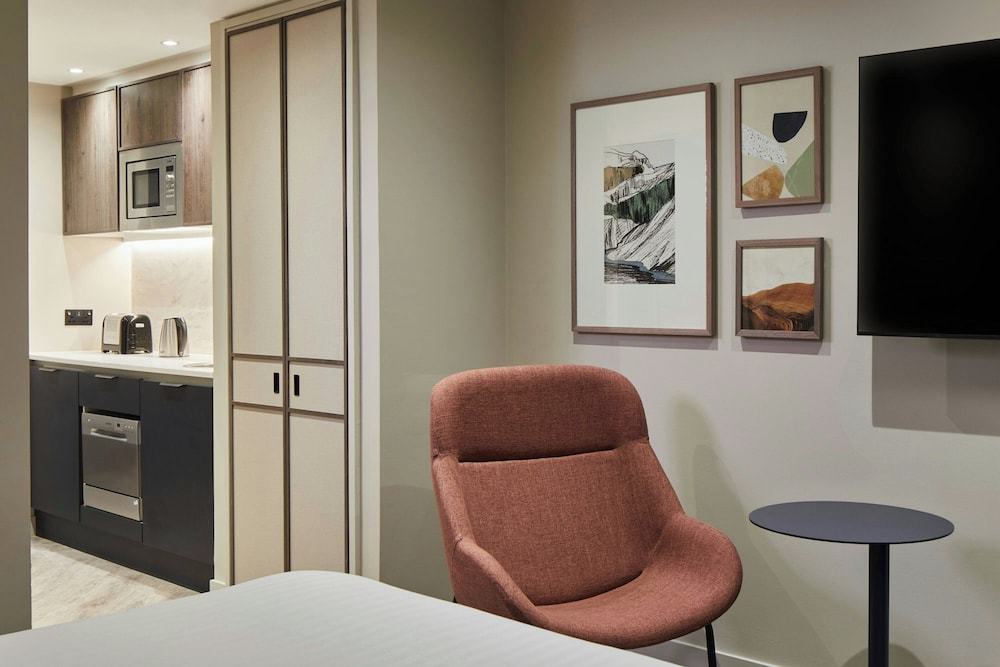 Residence Inn Edinburgh 27/45