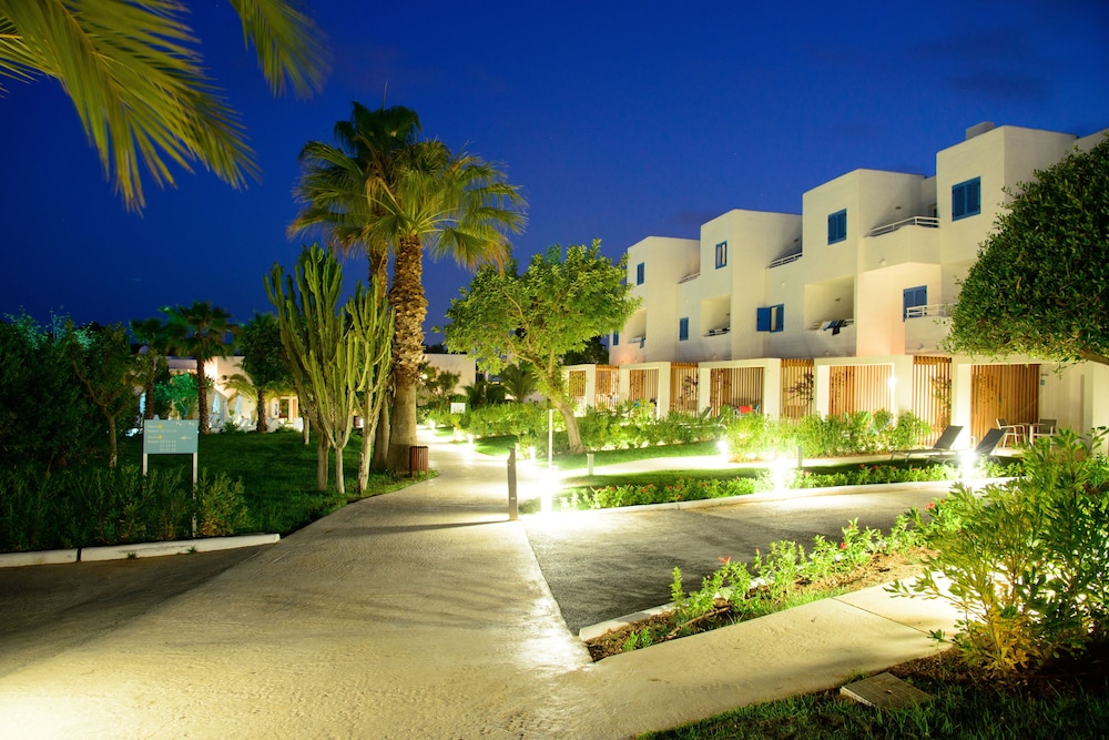 Cala Llenya Resort Ibiza Formerly Ola Club Cala Llenya 56/66