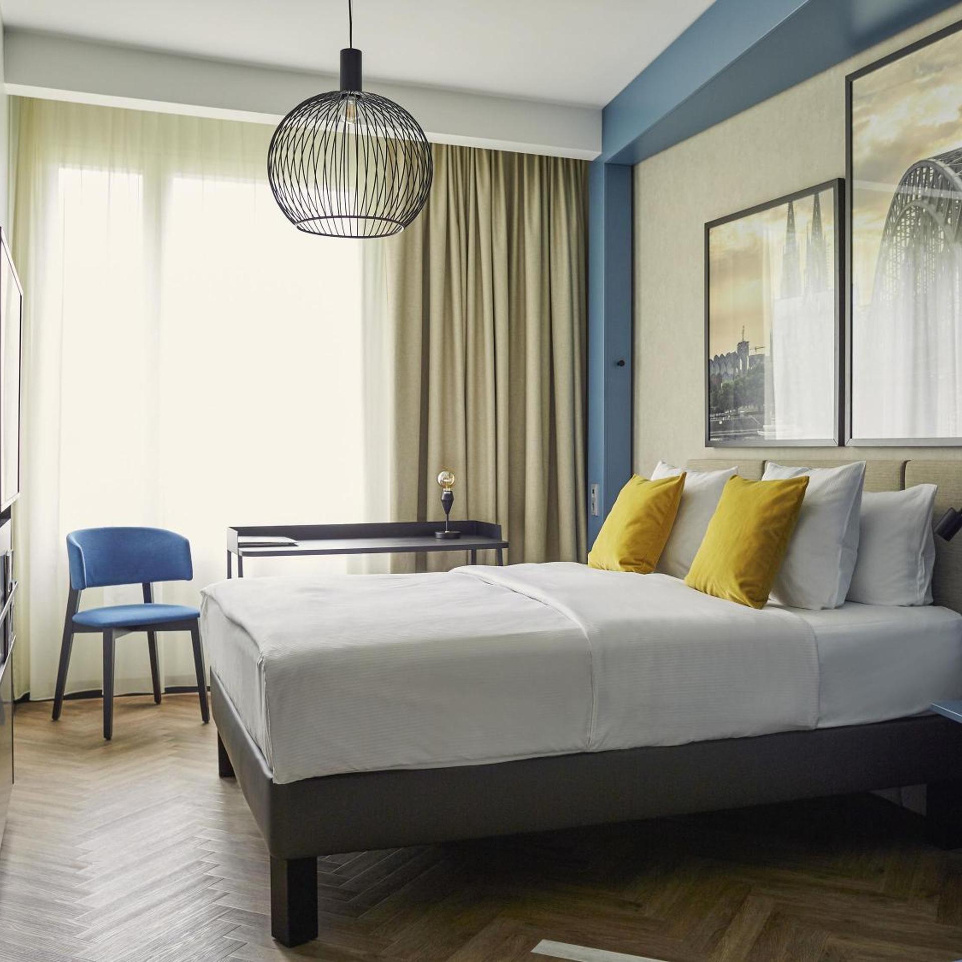 Deluxe, King Bed, Queen Bed