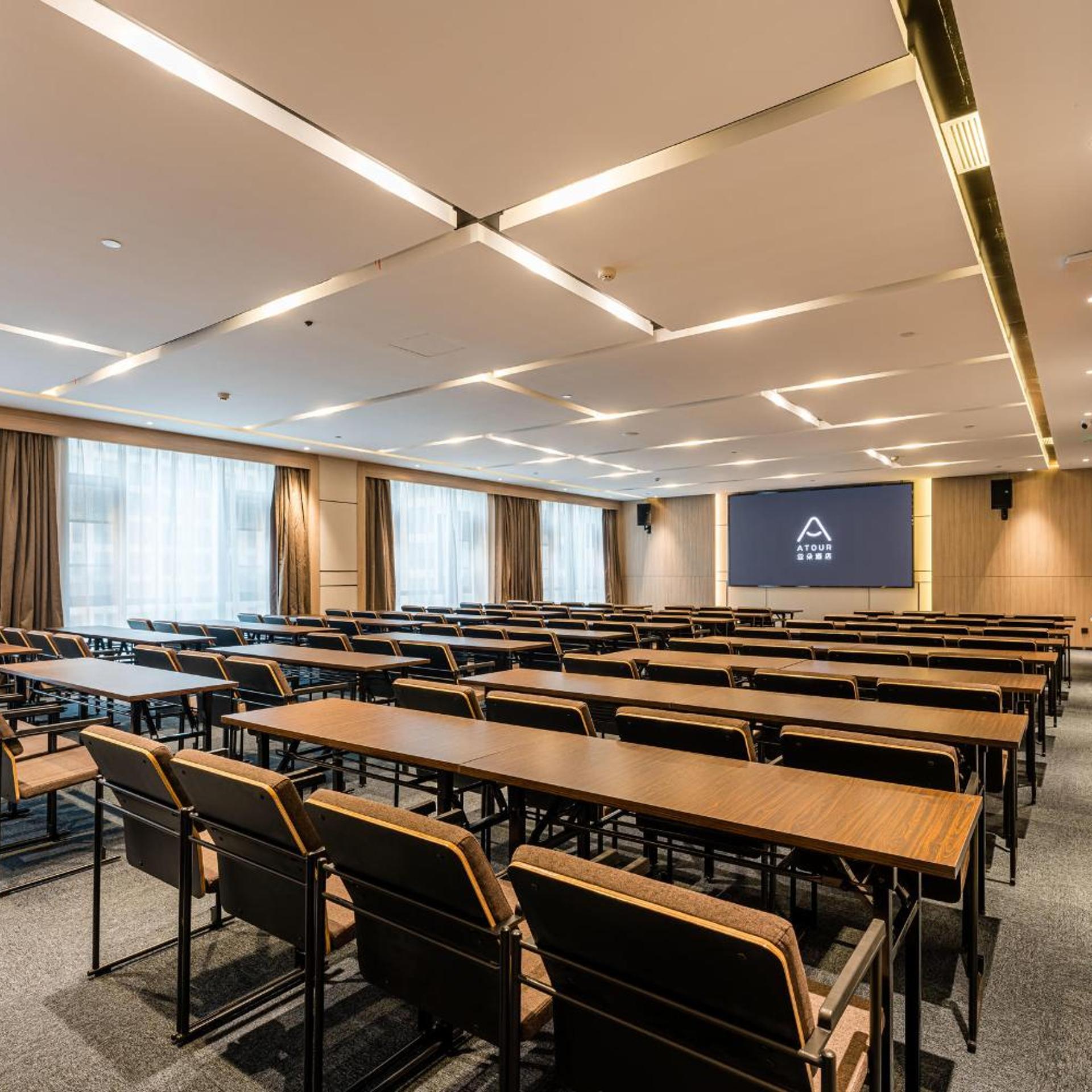 Hangzhou West Lake Science and Technology Park Atour Hotel 49/56